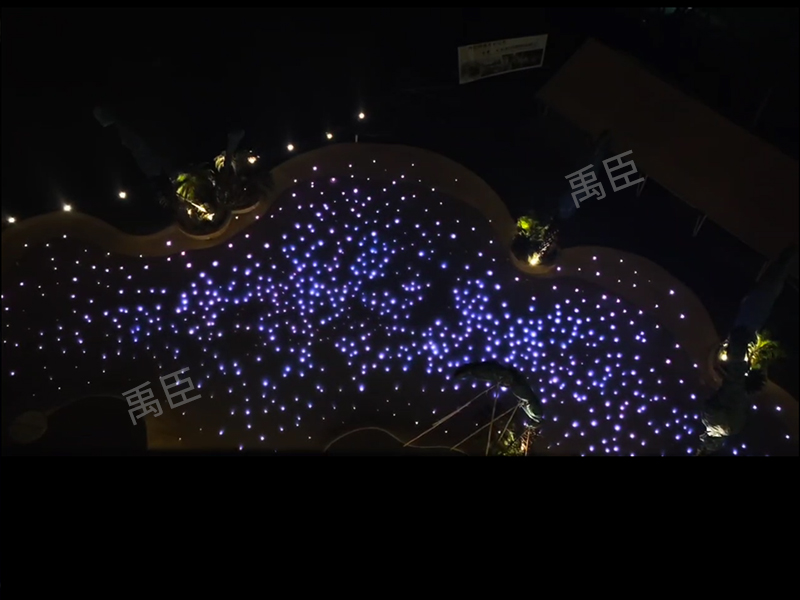 泳池星空燈